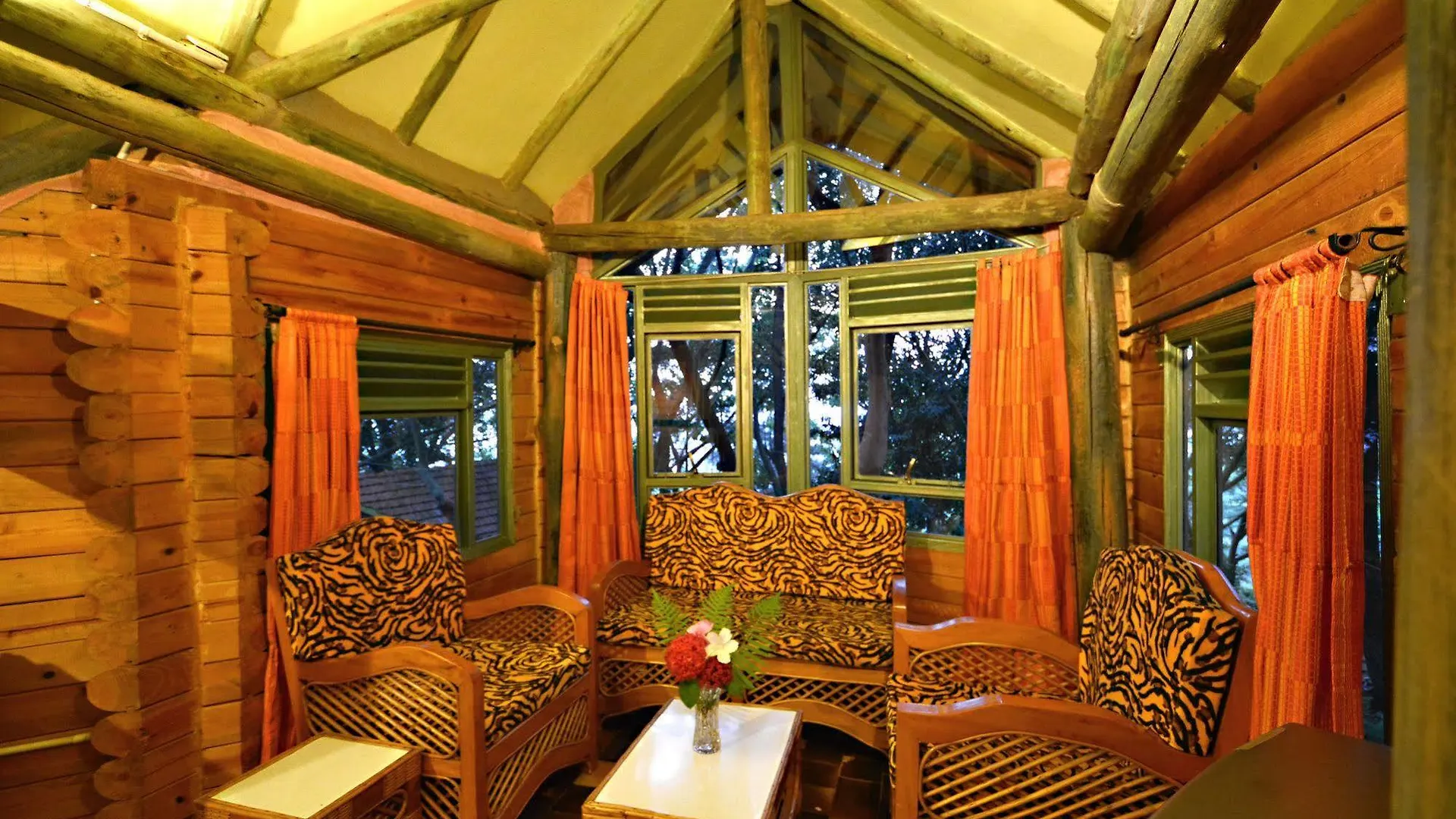 Forest Cottages Kampala Hotel