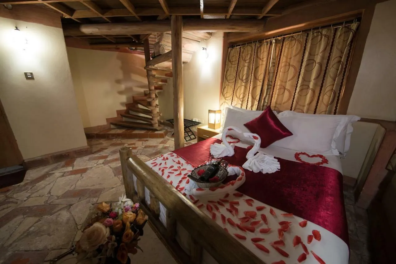 *** Hotel Forest Cottages Kampala Uganda